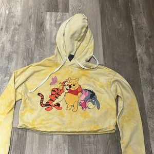 winne the pooh cropped HOT TOPIC disney hoodie